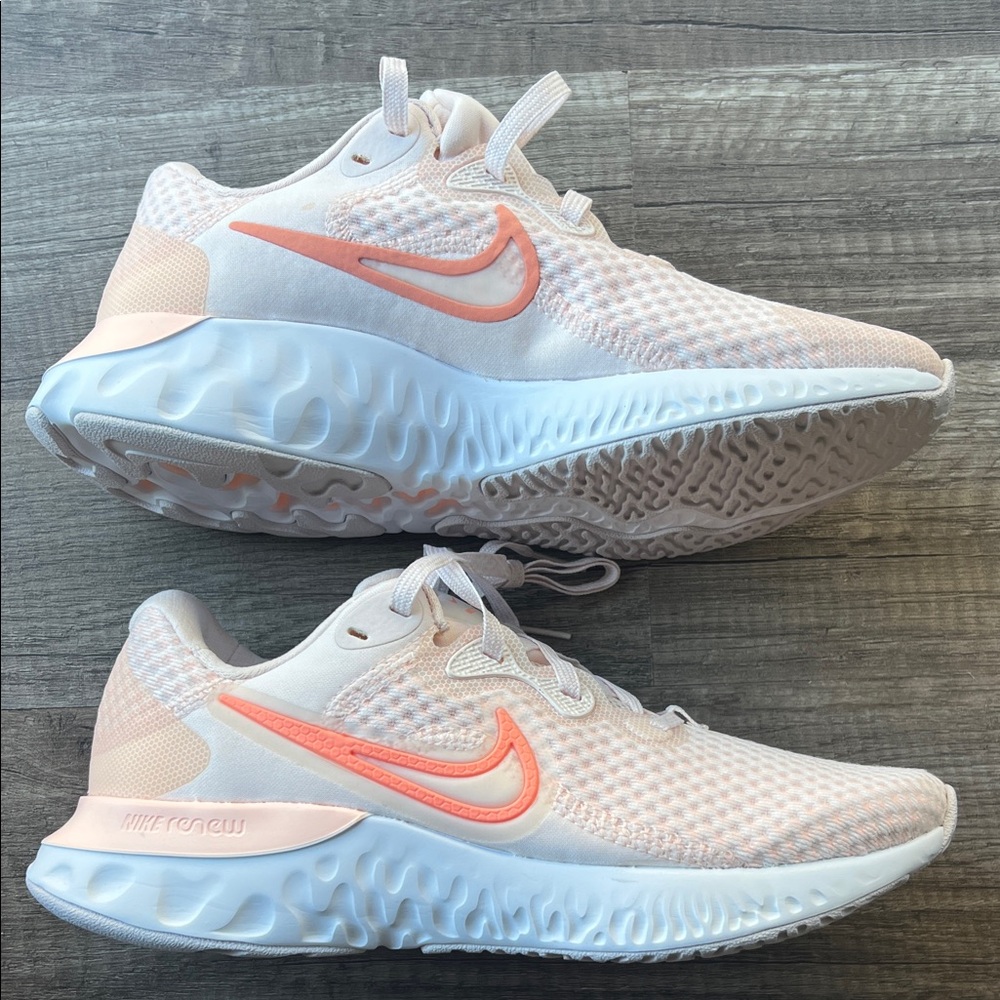 Nike Renew Women's Pink Running Shoes - Picture 3 of 6